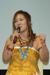 カラフルなジャガーさんの衣装